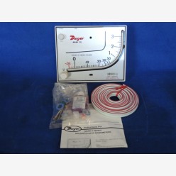 Dwyer Mark II model 25 Manometer (New)